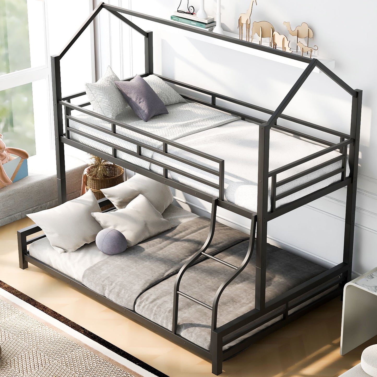 Sturdy Frame House Bunk Bed