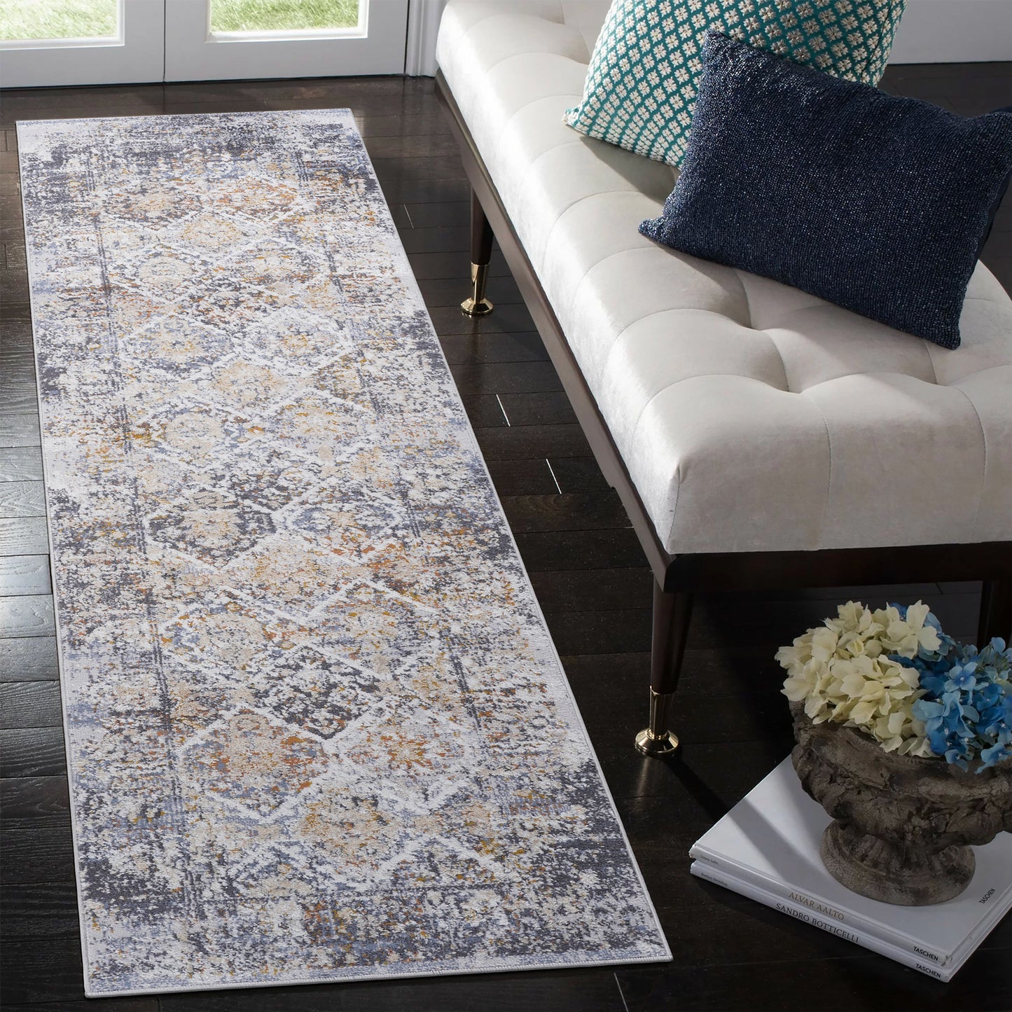 Payas - Traditional Area Rug