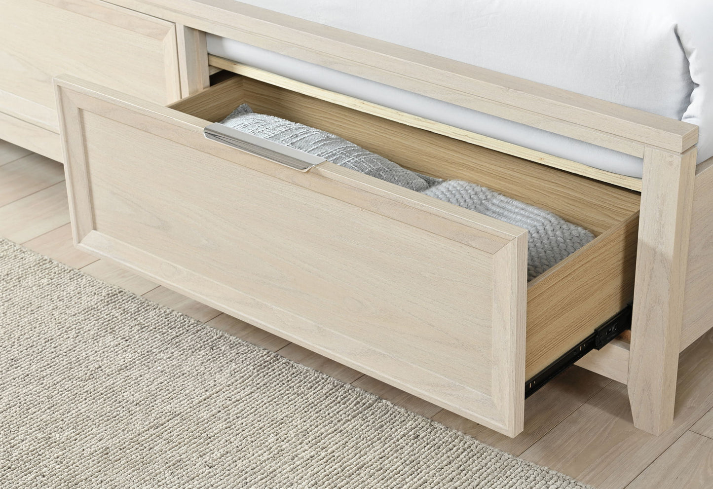 Mariah - King Bed Footboard And Slats - Beige