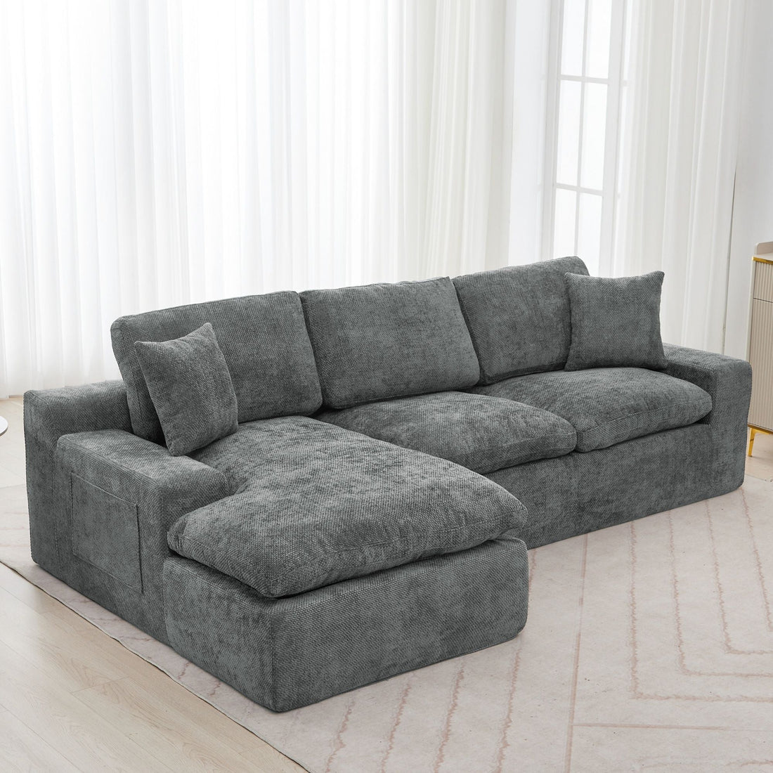 Design Like a Pro Tips for Creating a Beautiful and Functional Living Room
