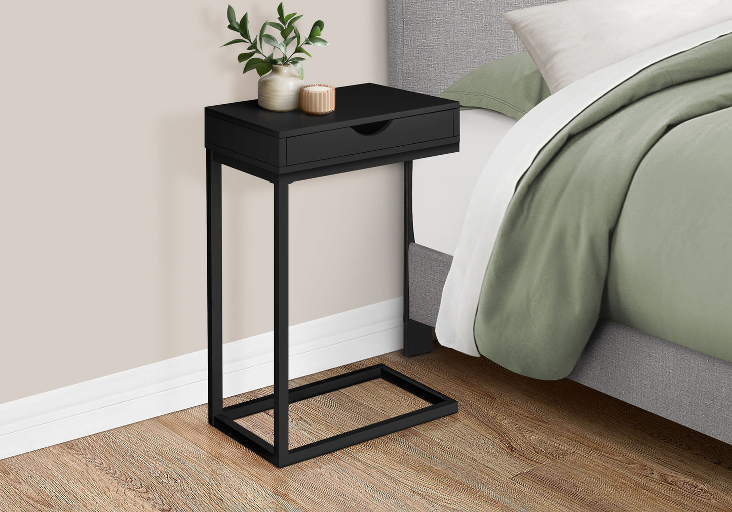 Accent Table, C - Shaped Contemporary Elegant Desig