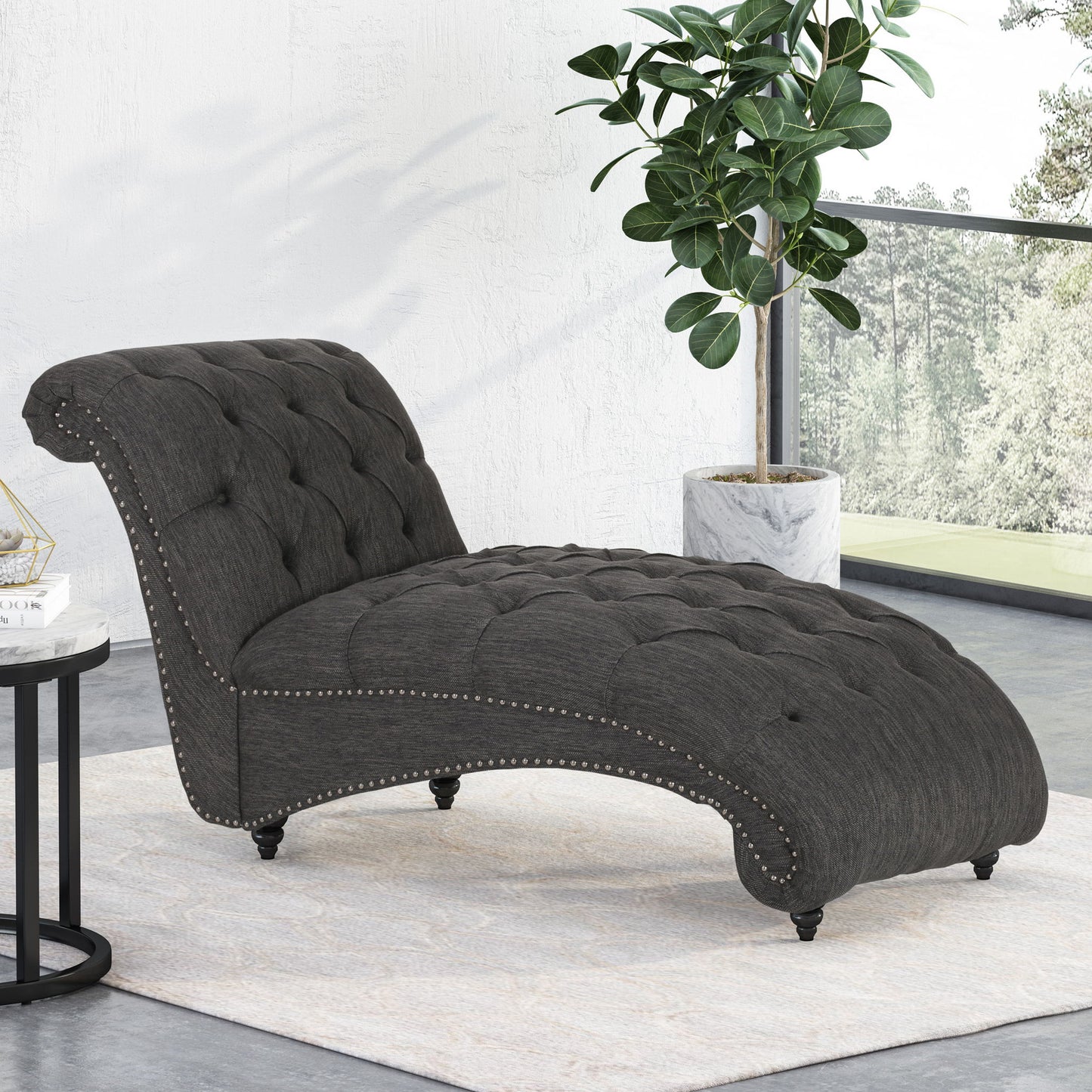 Chaise Lounge With Button Tufted Diamon Stitch