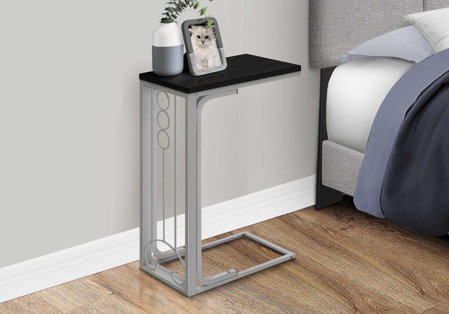 Elegant Accent Table, C - Shaped, Transitional