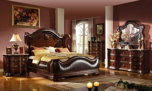 Queen 5pc Bedroom set made with wood in Dark Walnut