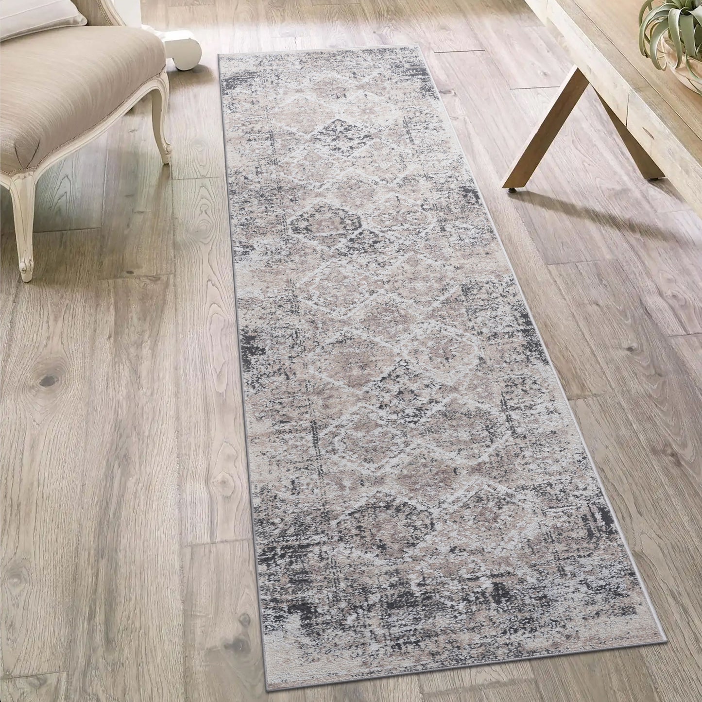 Payas - 2' x 8' Traditional Non-Shedding Stylish And Stain Resistant Area Rug - Cream / Anthracite