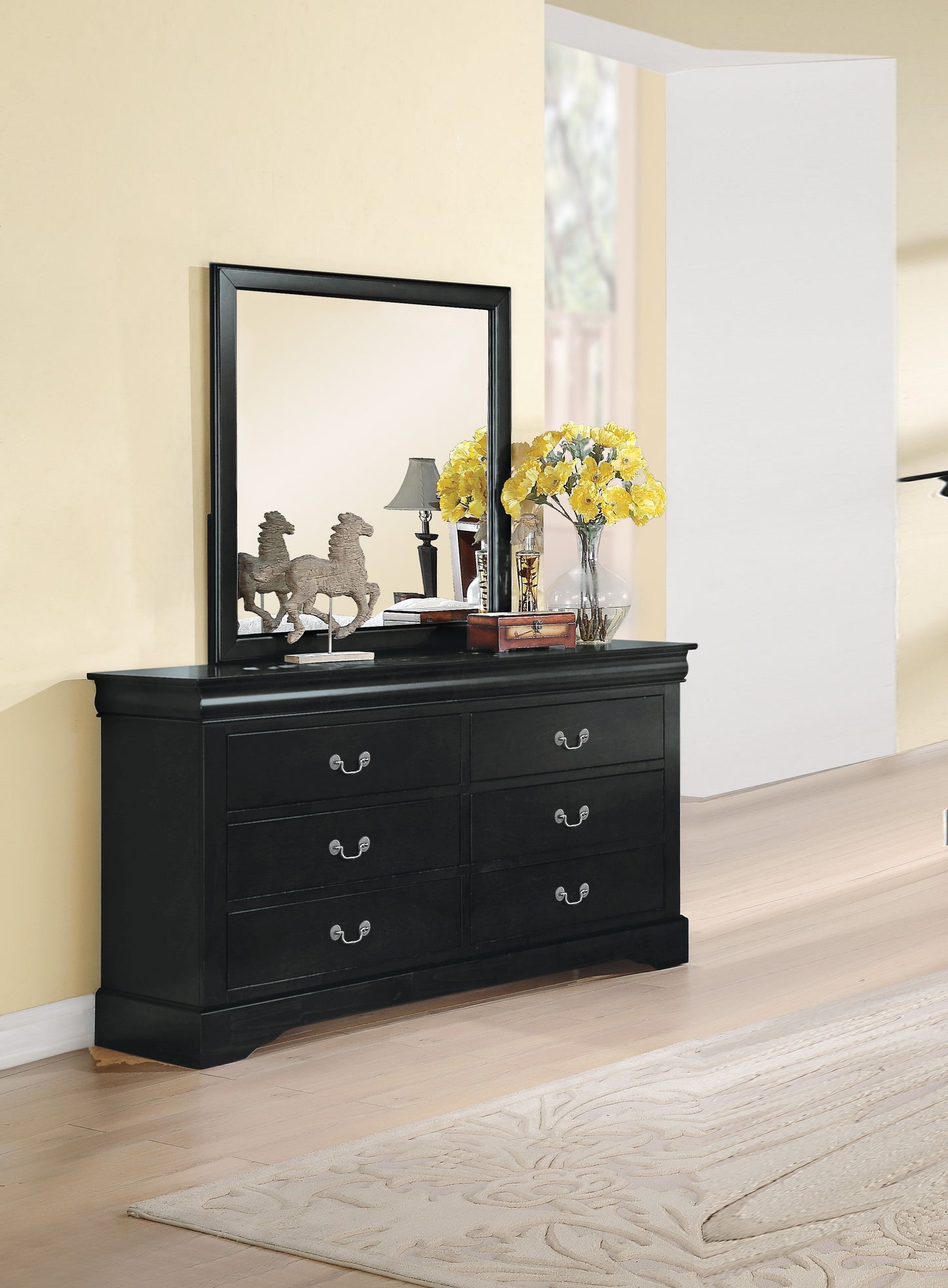 Louis Philippe III - Dresser, Durable Construction