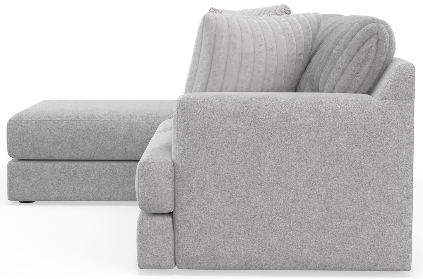 Logan - Sectional With Comfort Coil Seating And Included Accent Pillows