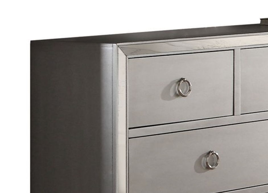 Voeville II - Dresser - Silver