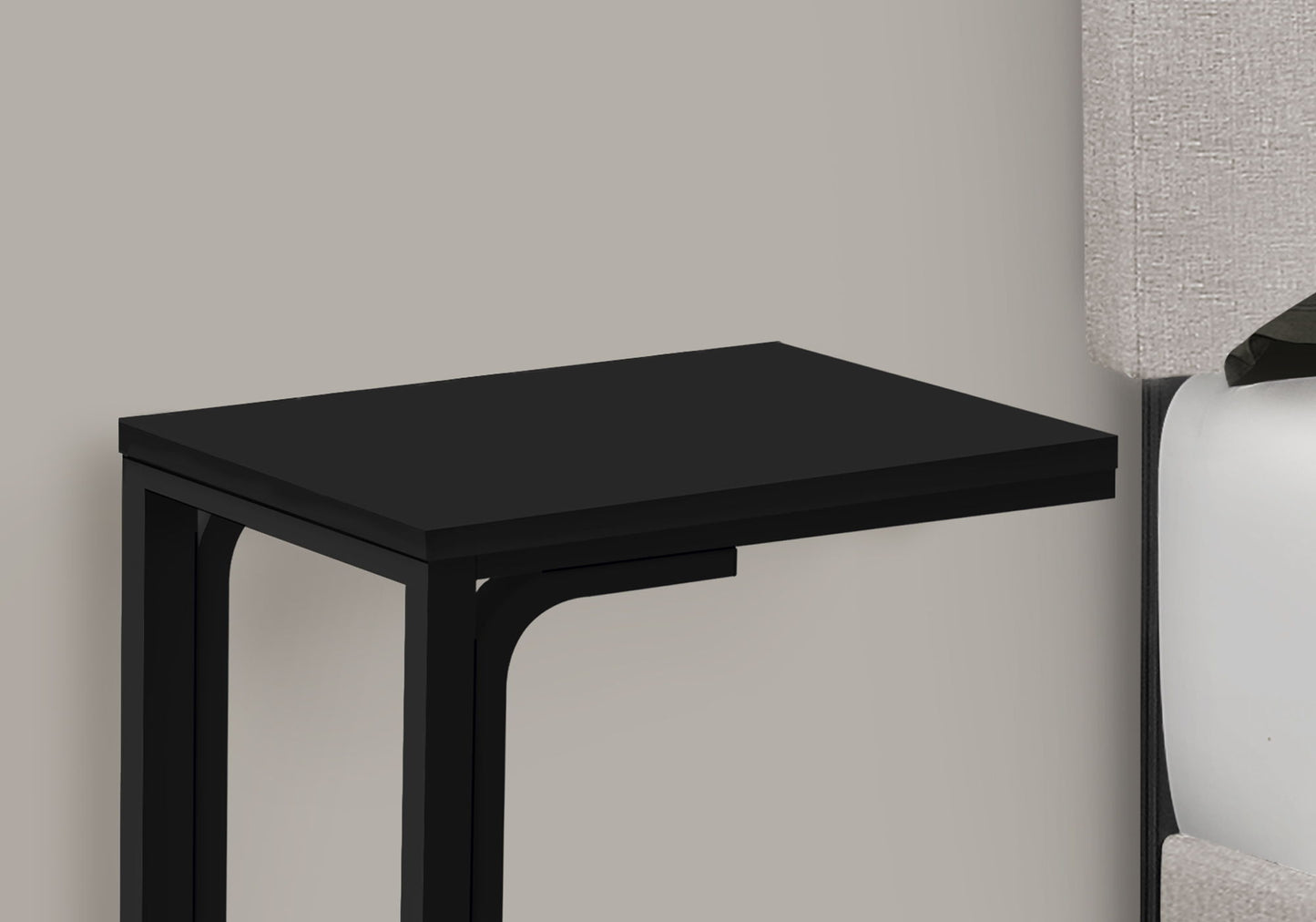 Accent Table, C - Shaped Modern Desig